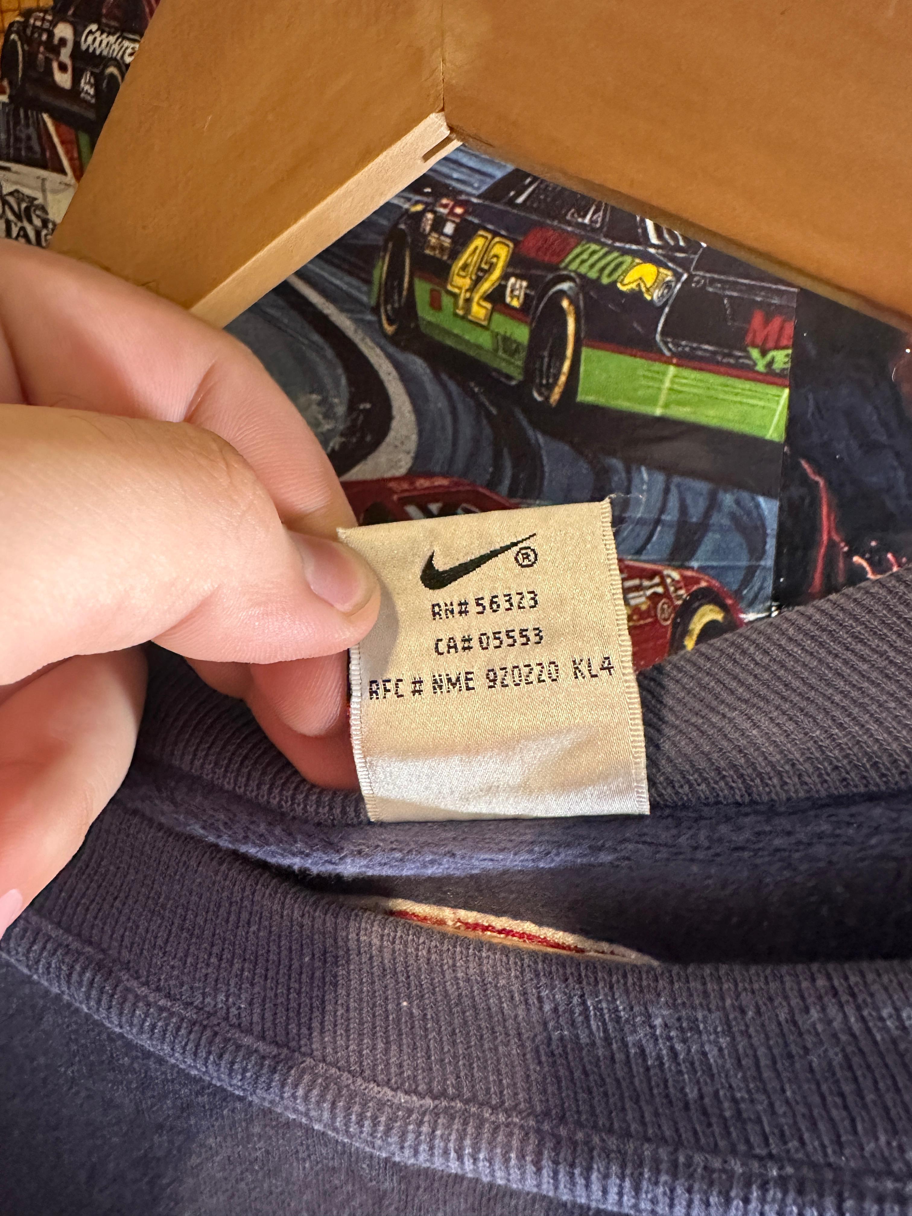 Vintage Nike sweater