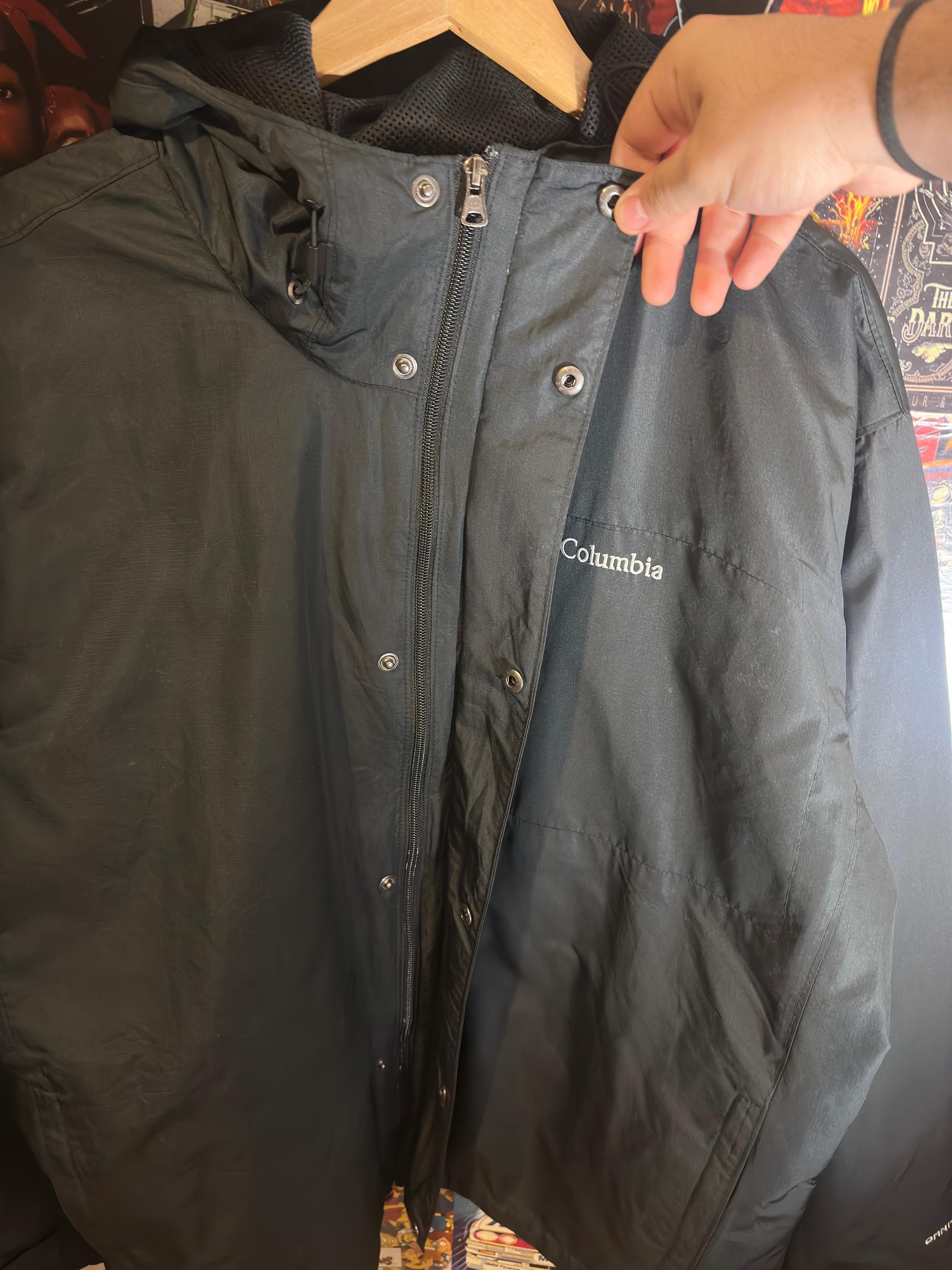 Columbia windbreaker